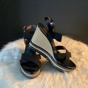 Charles by Charles David Sandal